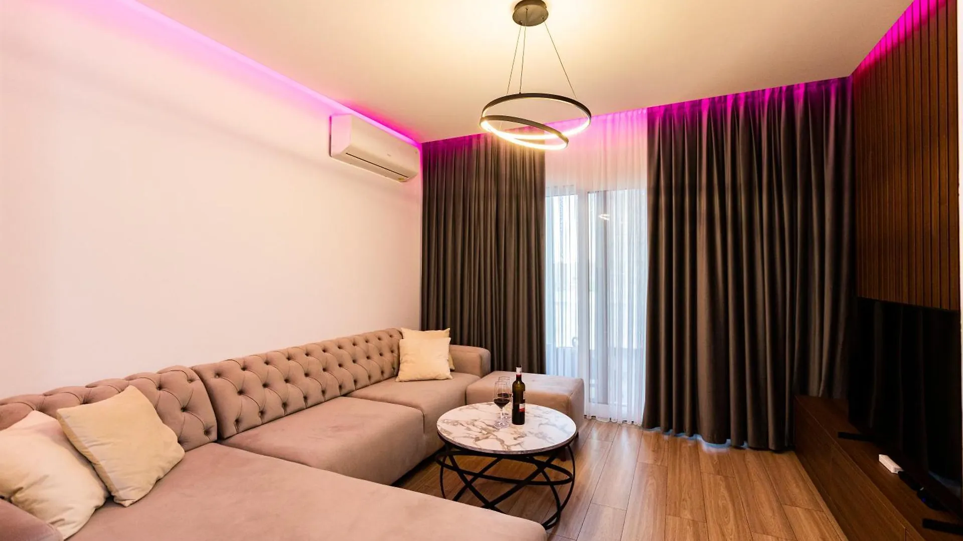 아파트 Paradise House Vlorë