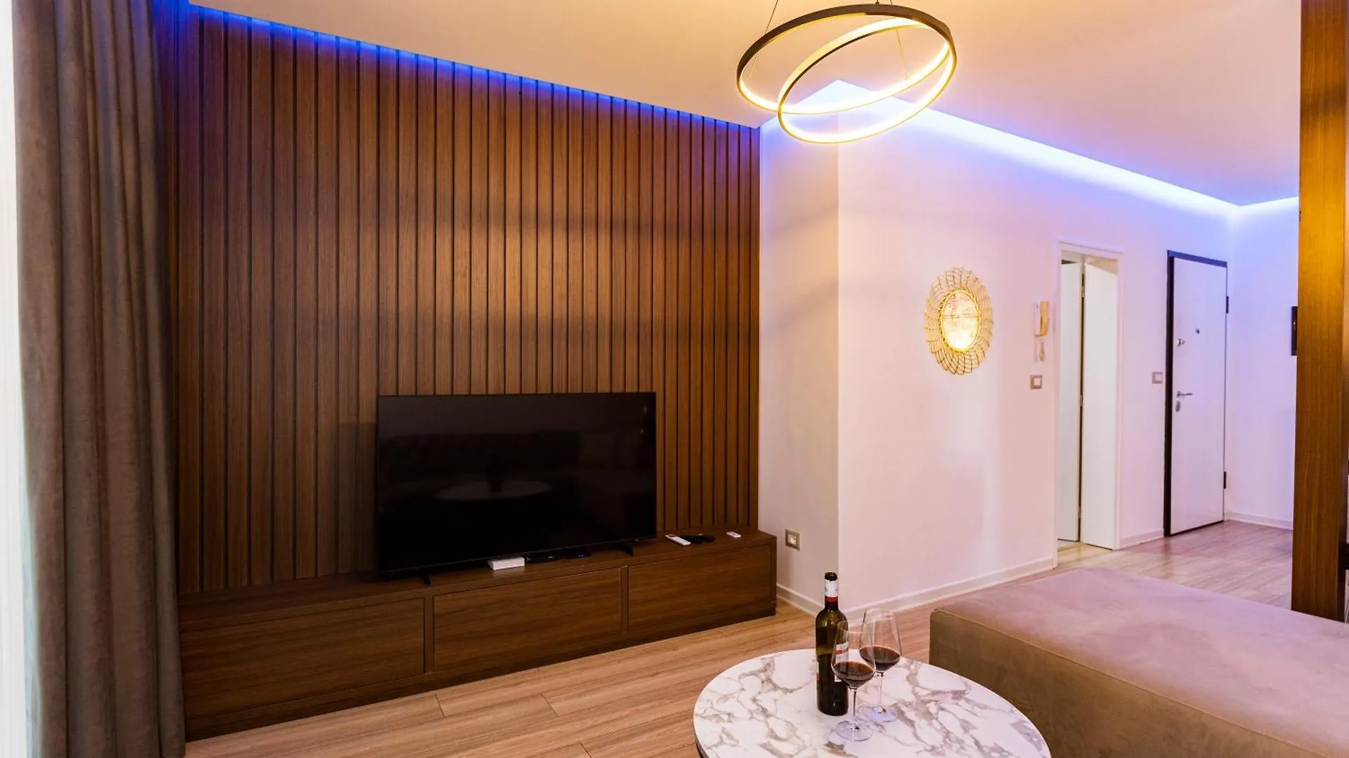 아파트 Paradise House Vlorë 알바니아